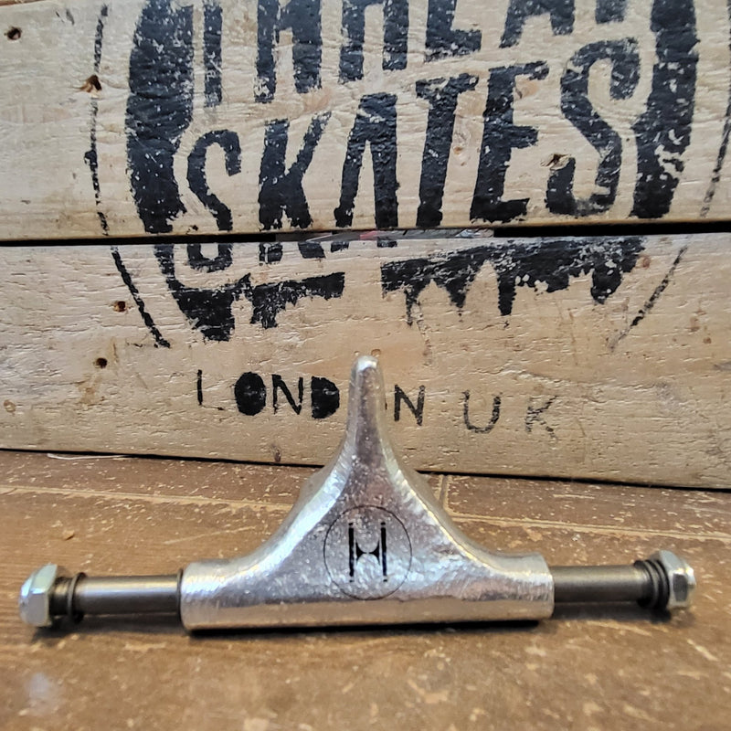 Huck Trucks (wide 3'') - Double Threat Skates