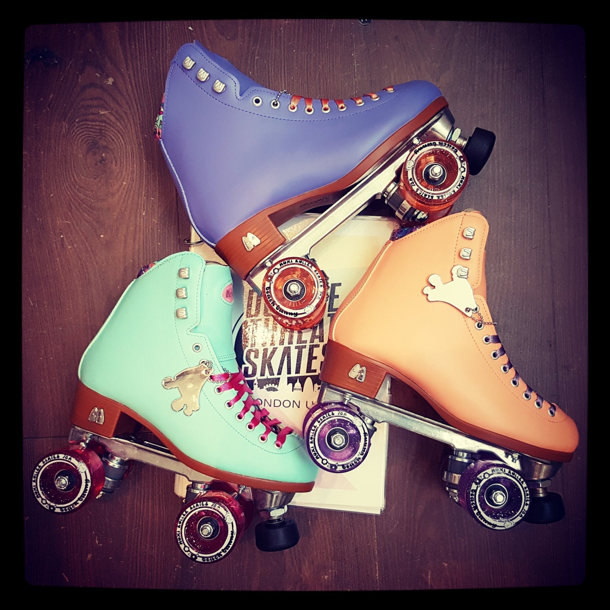 Moxi beach bunny shop roller skates
